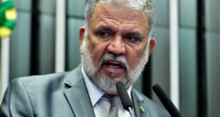 Petecão consegue a liberação de 472 mil para limpeza de vias em Brasiléia