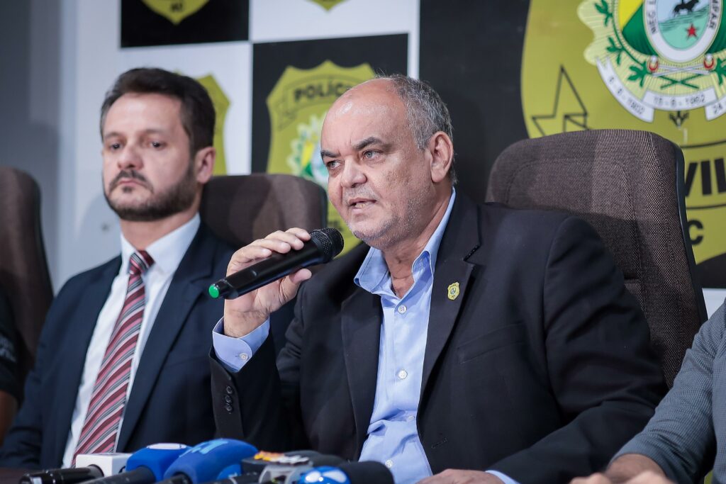 Policial Penal é preso e outros 4 são afastados sob suspeita de facilitar rebelião que resultou em três presos decapitados
