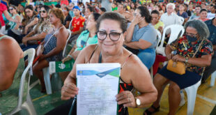 Governo do Acre entrega mais 500 títulos definitivos de propriedade em Rio Branco