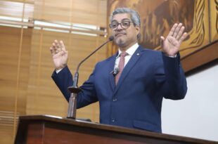 Edvaldo apresenta projeto de decreto legislativo para sustar atos que destituíram diretora e coordenadora de ensino da Escola Armando Nogueira: “oportunizar o direito de defesa”