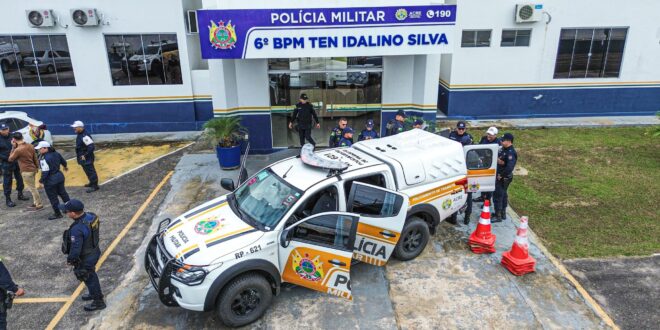 Detran entrega viatura e equipamentos para o Pelotão de Trânsito da PM em Cruzeiro do Sul