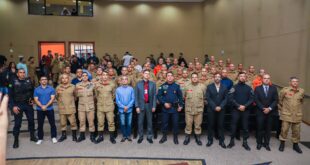 Corpo de Bombeiros realiza aula inaugural do Curso de Mergulho Autônomo