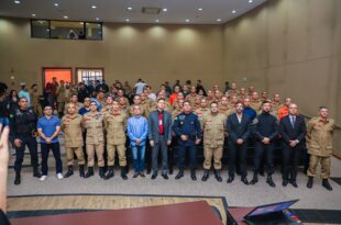 Corpo de Bombeiros realiza aula inaugural do Curso de Mergulho Autônomo