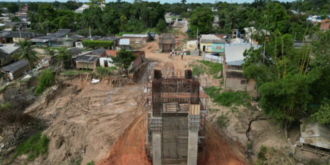 Governo finaliza pilares da Ponte da Sibéria em Xapuri