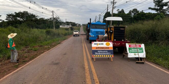 Deracre trabalha na recuperação das rodovias AC-90, AC-40 e AC-10