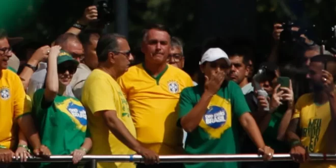 Já passou da hora de arriar a lona do circo neopentecostal bolsonarista