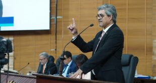 Edvaldo volta a defender a restruturação da tabela do PCCR da Educação e lembra que escolas integrais estão sem o prato extra