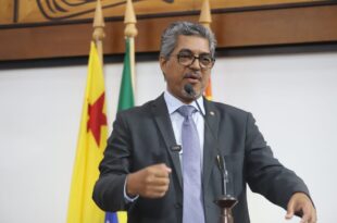 Edvaldo enaltece trabalho da Ufac: “representa profundas mudanças no Acre”