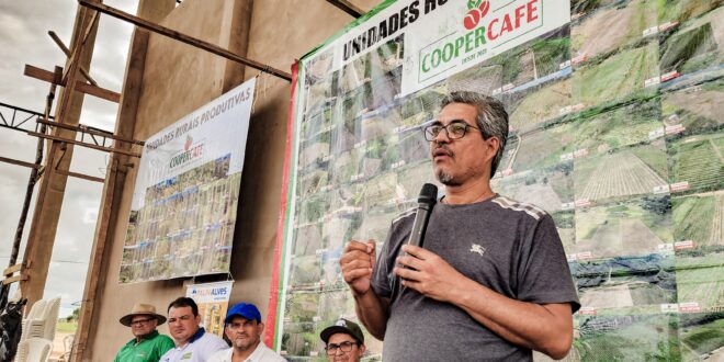 “Vai mudar completamente a economia rural dessa região do Juruá”, diz Edvaldo sobre Complexo Industrial do Café, em dia de campo da ABDI e Coopercafé