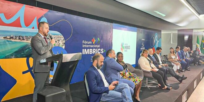 Secretaria de Turismo participa de fórum internacional, em Maceió