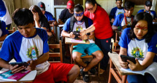 Escolas indígenas do Acre dispõem de tablets e internet