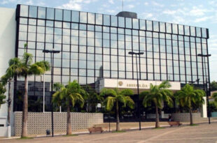 Deputados aprovam projeto que concede status de secretaria à representação do Acre em Brasília