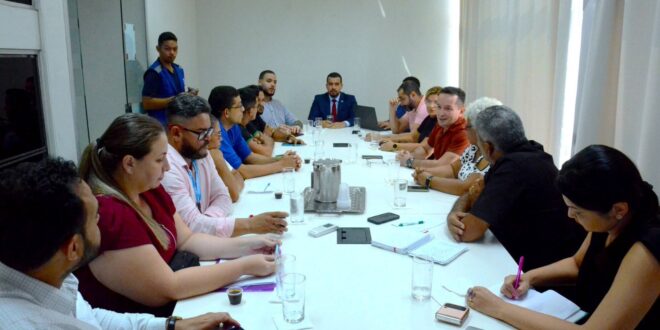 MPAC discute implementação de ponto eletrônico para trabalhadores da saúde de Rio Branco