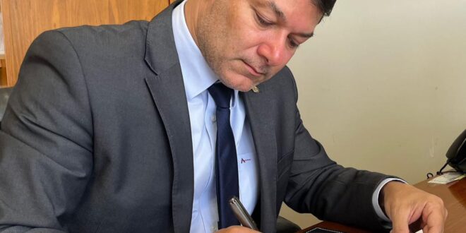 Roberto Duarte propõe incluir crimes contra crianças e adolescentes no rol dos crimes hediondos
