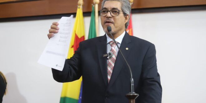 “A manifestação de vocês é pedagógica”, diz Edvaldo Magalhães ao destacar denúncia feita por policiais penais femininas contra presidente do Iapen