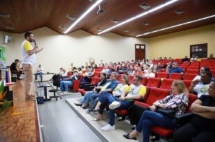 Estado lança programa Alfabetiza Acre/EJA para representantes dos núcleos de educação no interior