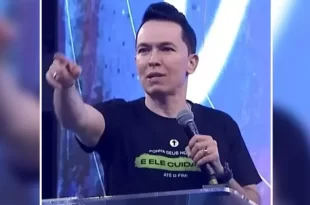Pastor que  gravou vídeo simulando cheirar cocaína sobre uma Bíblia, volta a causar polêmica. Leia Aqui