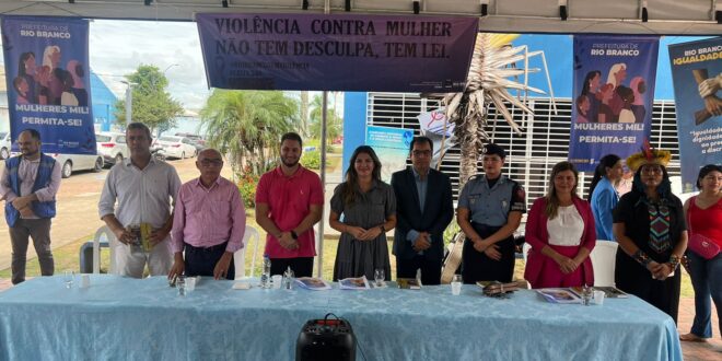 Ifac realiza aula inaugural dos cursos do Programa Mulheres Mil na Casa Rosa Mulher