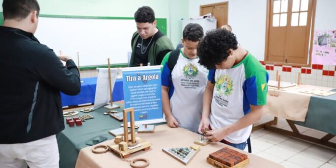 Educação leva jogos matemáticos e sala de robótica à escola Zuleide Pereira