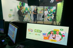 Centro de Estudo de Línguas inicia aulas a distância com transmissão ao vivo pela internet