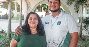 Paciente celebra volta da visão após transplante de córnea no Acre