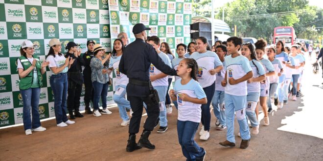 Juntos Pelo Acre em sua quarta edição leva serviços para a comunidade Vila Verde