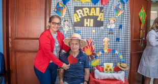Arraial do Idoso leva alegria e esperança a pacientes da Fundhacre