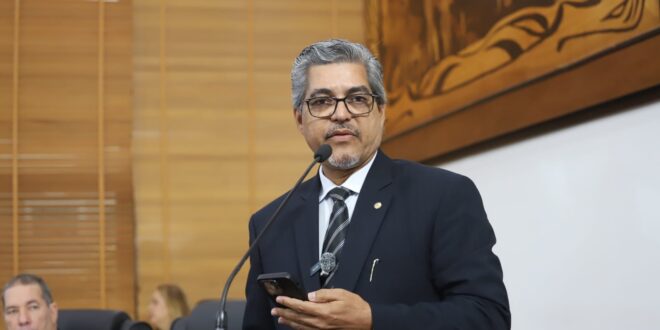 Edvaldo Magalhães quer saber o que foi projetado e realizado nos orçamentos dos últimos 4 anos