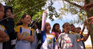 Estudantes de escola na APA comemoram Dia Nacional da Educação Ambiental com ações educativas