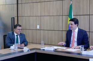 Em Brasília, Gonzaga trata sobre voos internacionais no Acre, regularização fundiária e comércio bilateral com o Peru