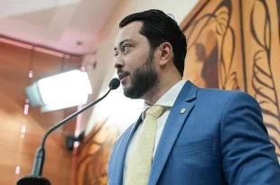 Farra com dinheiro público: Jarude denuncia contrato do Governo de quase 7 milhões para fretar jatinho