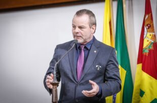 Pedro Longo compartilha experiência pessoal e apela para que pais vacinem os filhos contra a poliomielite
