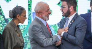 Gladson assina pacto com governo federal para controle de incêndios e redução dos efeitos das mudanças climáticas