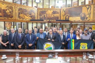 Em sessão de homenagem aos policiais civis, governo destaca investimento para a categoria
