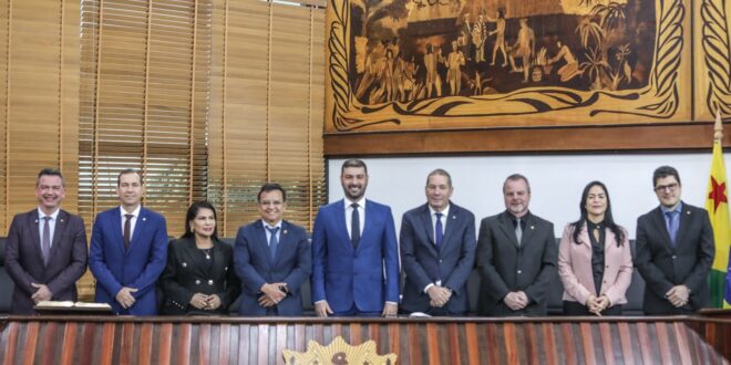 Por unanimidade Nicolau Júnior é eleito presidente da Aleac