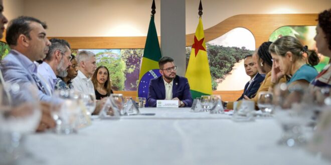 Representantes do Banco Mundial discutem programas de sustentabilidade e inclusão com governo do Acre