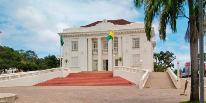 Governo divulga resultado final de seleção de instrutores horistas para cursos a distância