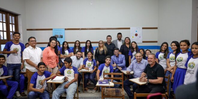 Gladson anuncia investimentos em segurança, educação e mobilidade em Xapuri