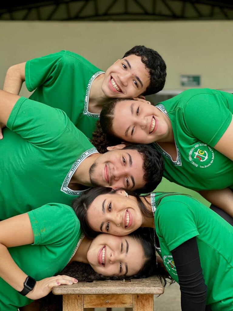 Projetos de escola do Acre são finalistas em feira nordestina