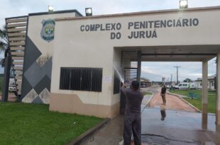 Dois foragidos do presídio de Cruzeiro do Sul são recapturados