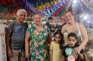 Arraial cultural tem público predominantemente familiar