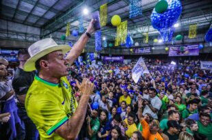 Cerca de 12,5 mil pessoas marcam convenção de Bocalom e Alysson