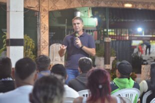 Marcus Alexandre recebe apoio de comunidades e se compromete com motoboys