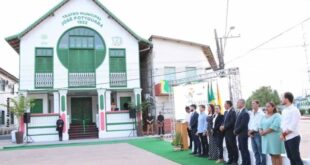 Teatro José Potyguara é reinaugurado em Tarauacá