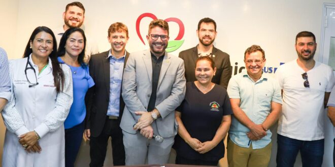 Gonzaga participa da entrega do Centro de Hemodinâmica no Juruá e parabeniza governador e equipe da Saúde