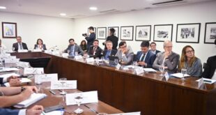 Gladson pede apoio do governo federal para intensificar combate às queimadas no Acre