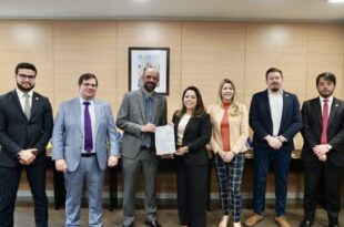 Governo do Acre assina protocolo de intenções com MIDR para ações conjuntas de desenvolvimento sustentável