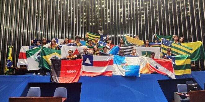 Estudante de Cruzeiro do Sul representa o Acre no Programa Jovem Senador, em Brasília