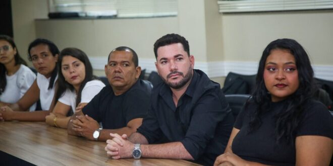 Servidores do Deracre recebem especialização em segurança e gerenciamento dos aeródromos