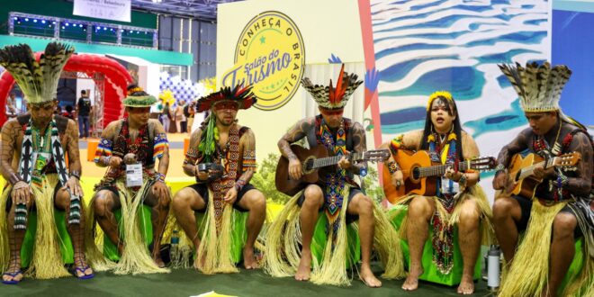 Festivais indígenas são destaque do Acre no Salão do Turismo no Rio de Janeiro